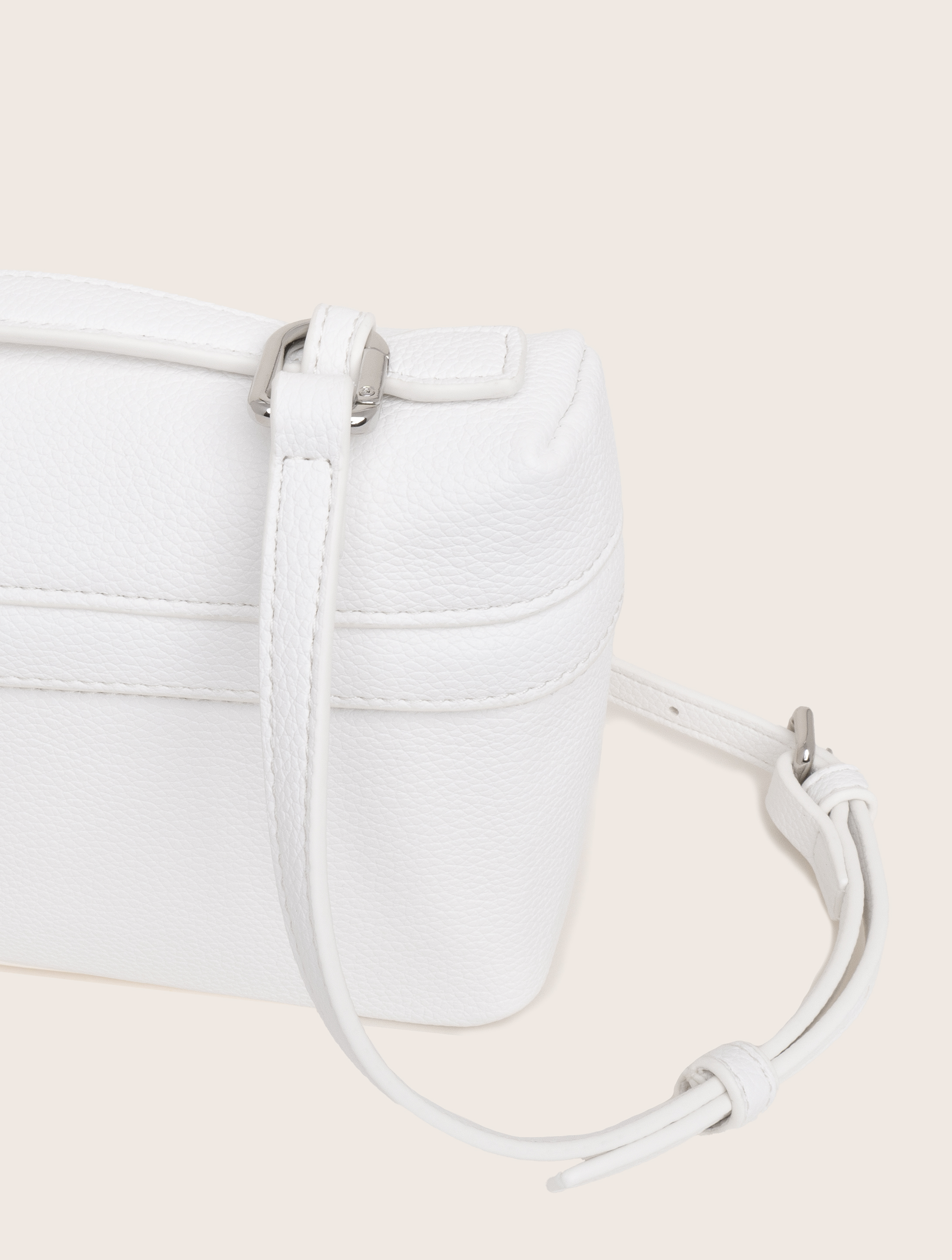 bag-white-strap